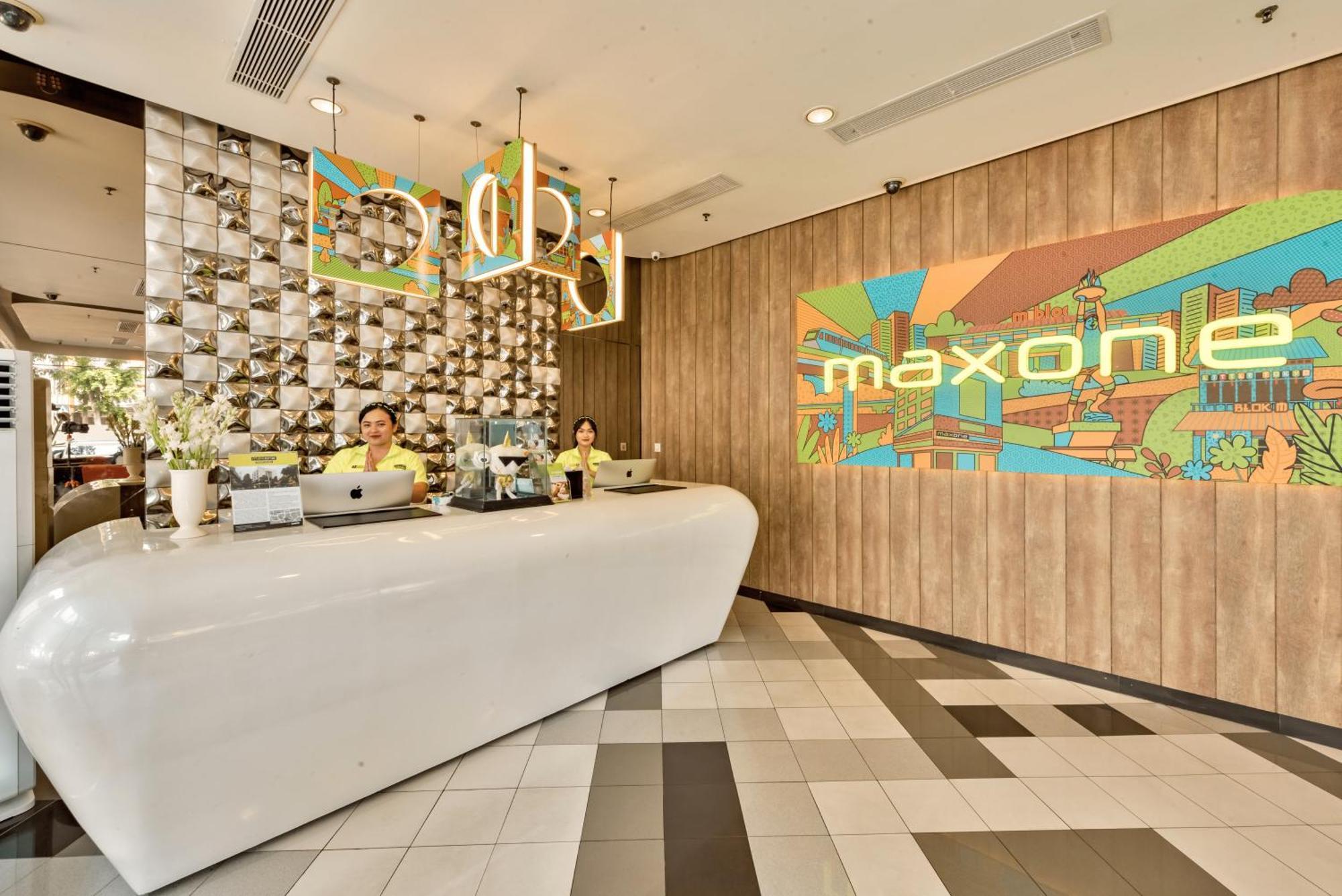 Maxone Premier Melawai Hotel Jakarta Luaran gambar